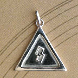 Triangle Argent RELIEF + CARRE LONG Z64           